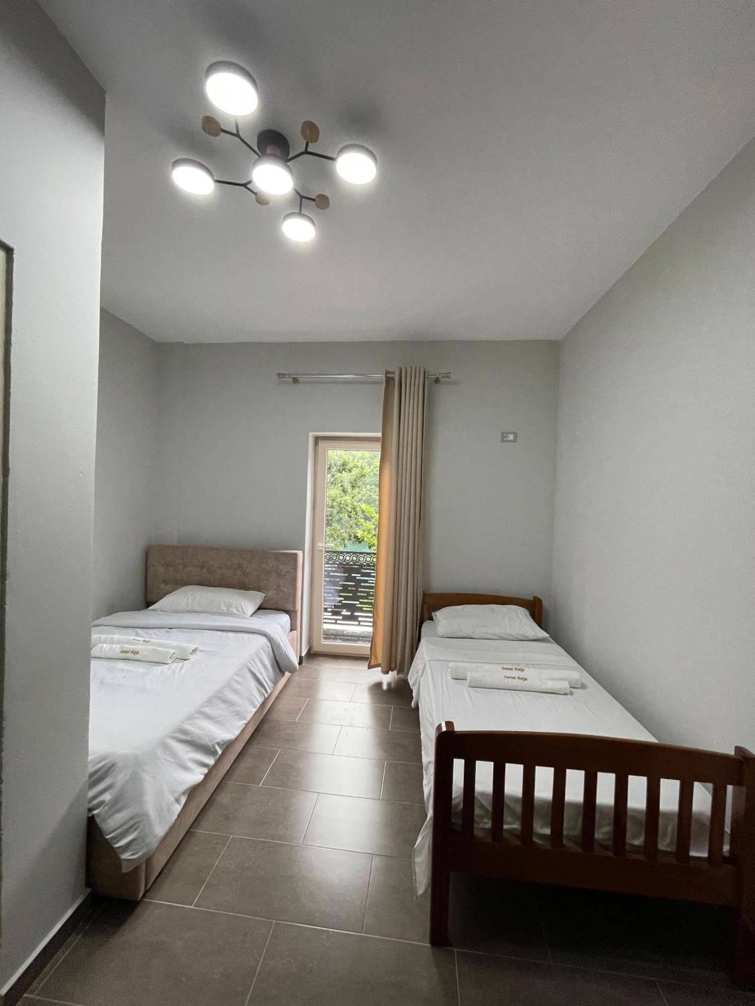 Hotel Raja Fierze