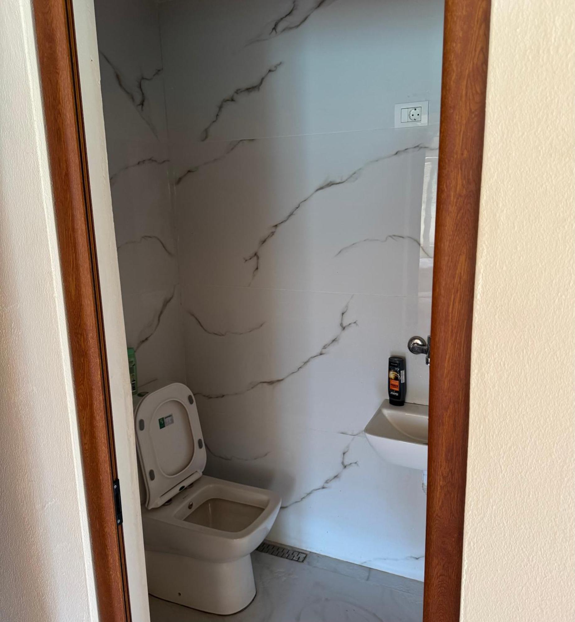 Hotel Raja Fierze Nderlysaj