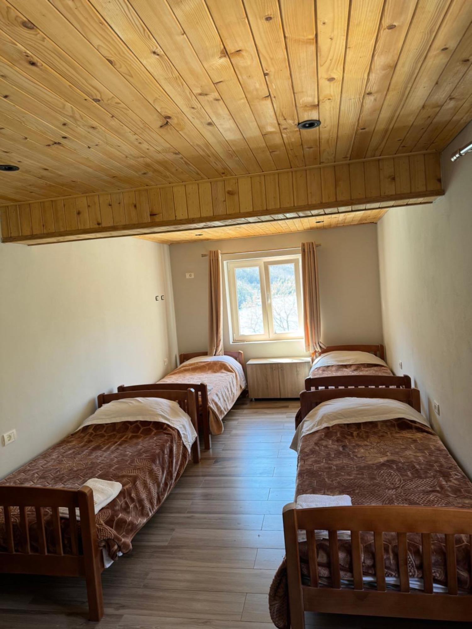 Hotel Raja Fierze Nderlysaj